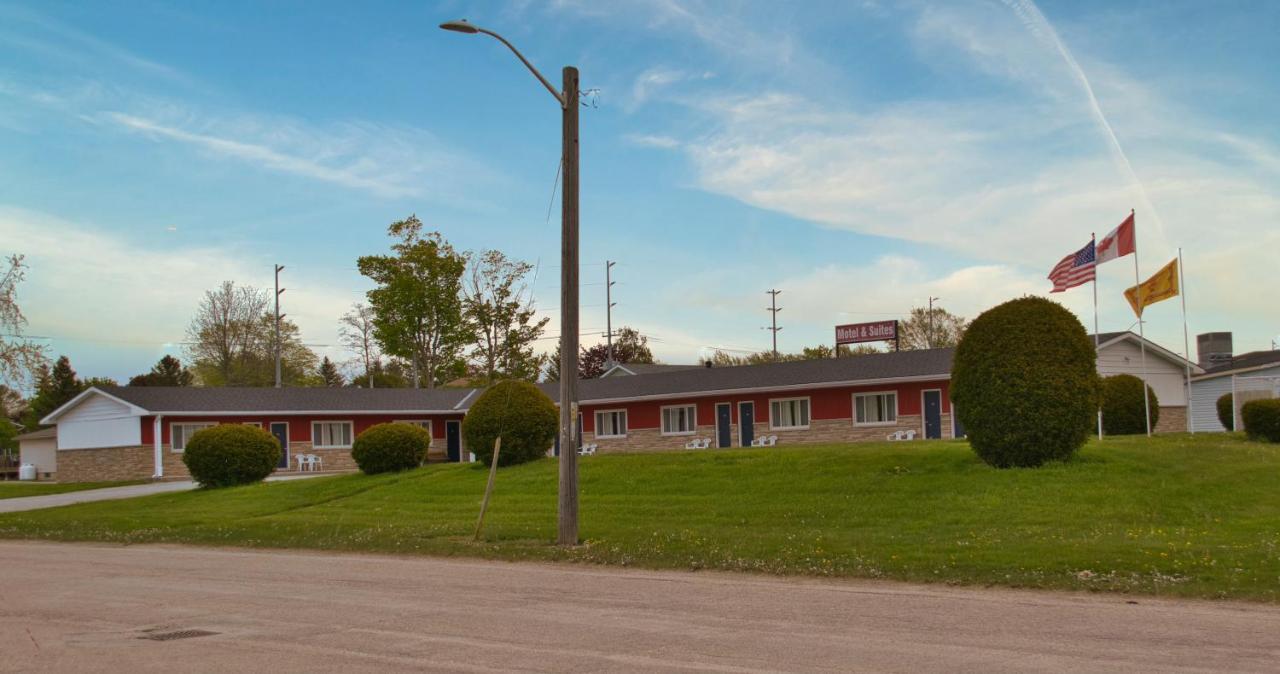 Maple Leaf Inn & Suites Kincardine Exteriér fotografie