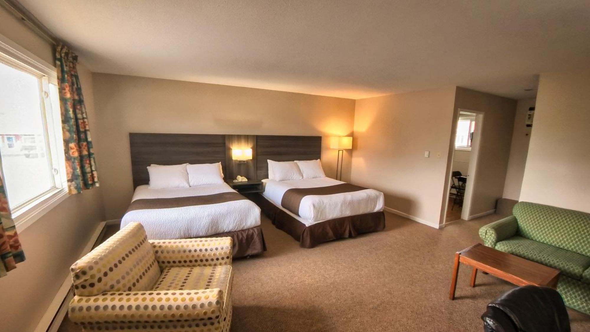 Maple Leaf Inn & Suites Kincardine Exteriér fotografie