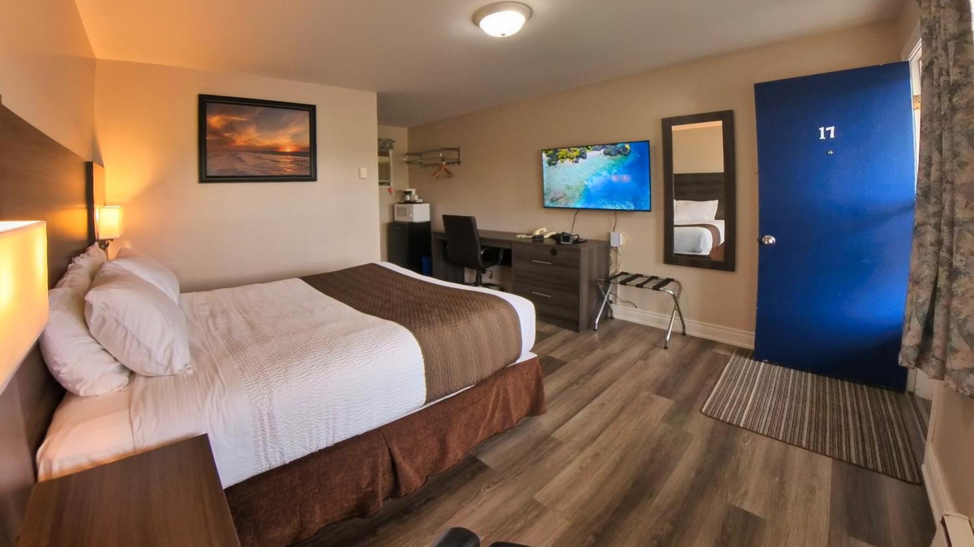Maple Leaf Inn & Suites Kincardine Exteriér fotografie