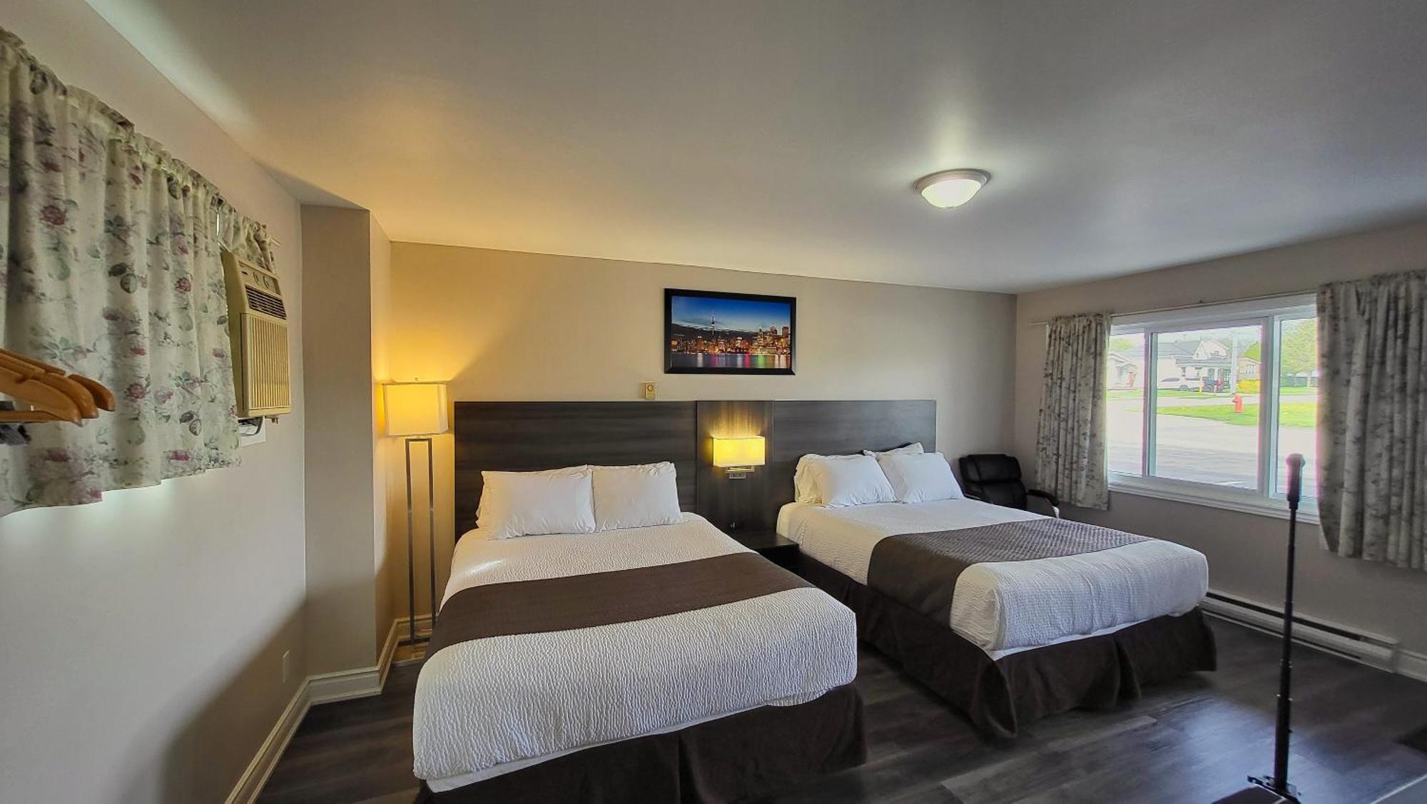 Maple Leaf Inn & Suites Kincardine Exteriér fotografie